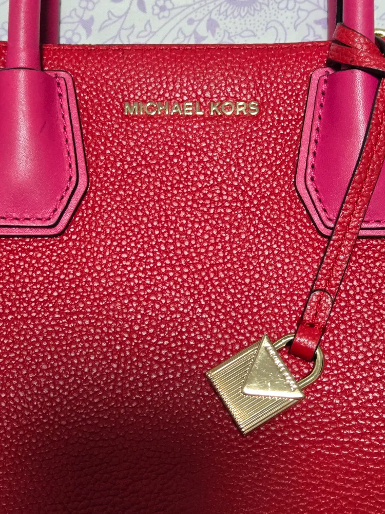Michael Kors Red Leather Mercer Gallery Bag image indicator(3)