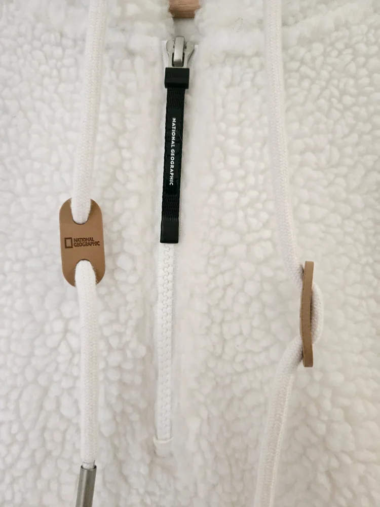 National Geographic Men's Size Medium White Fleece Pullover image indicator(2)