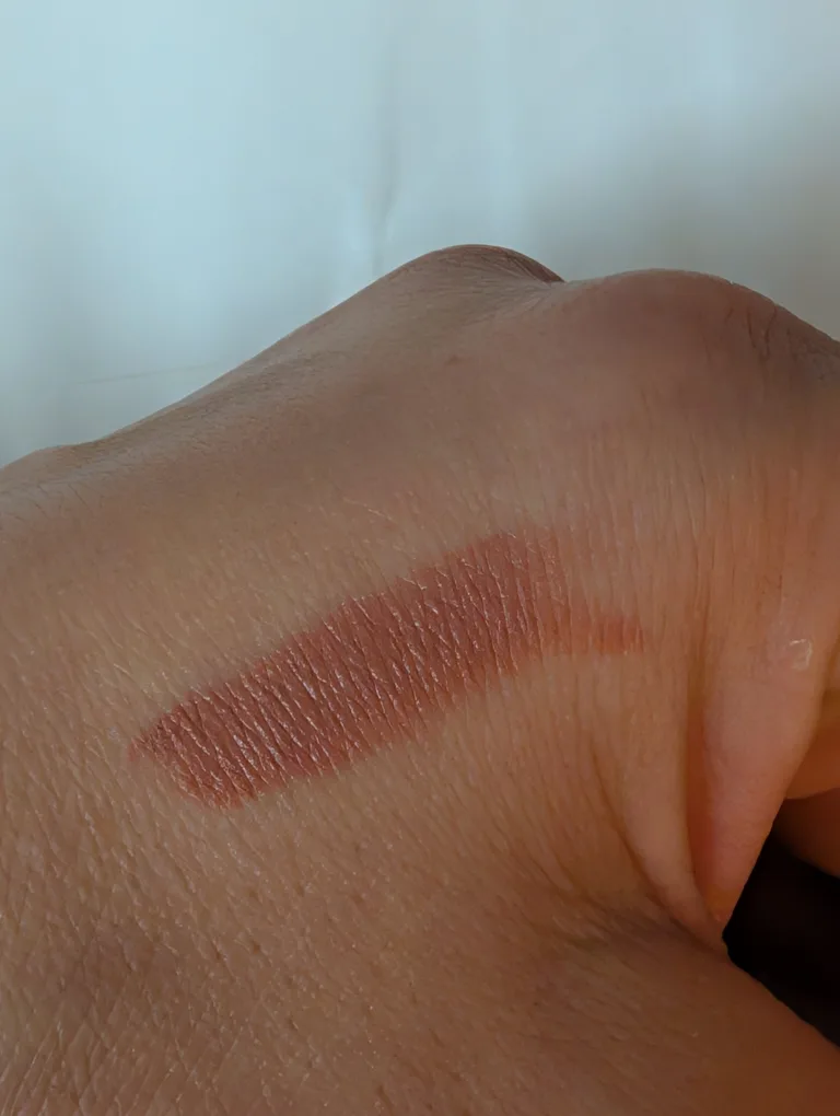 Yves Saint Laurent Full Matte Shadow 8 image indicator(3)