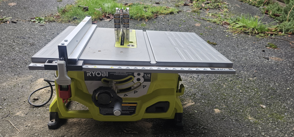 Ryobi 8 inch1/4 Table Saw