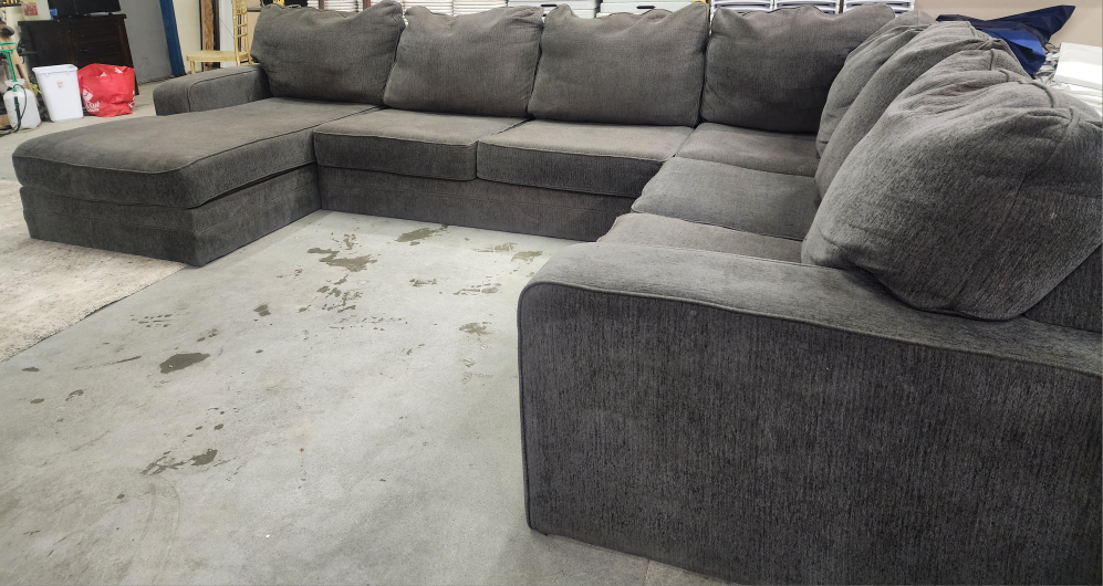 ASHLEY FURNITURE U SHAPE SECTIONAL. FREE DELIVERY!!! - photo 2