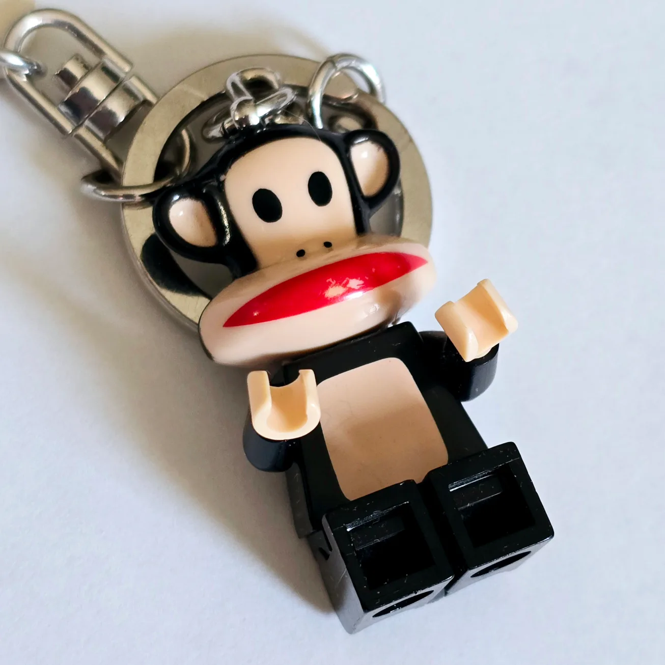 LEGO 2006 Paul Frank the Monkey 852023 Minifigure Keychain image indicator(4)