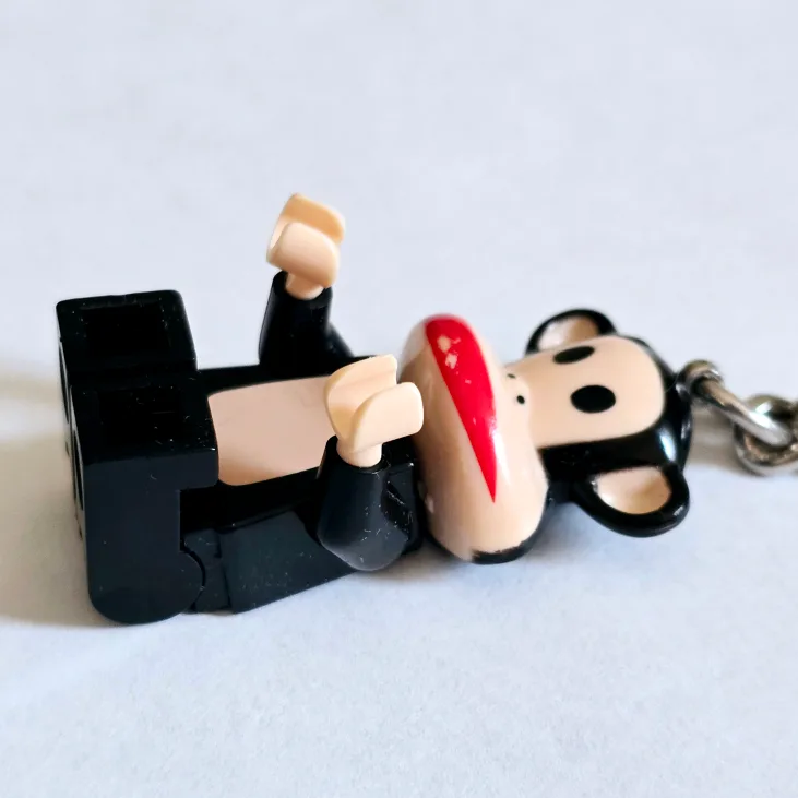 LEGO 2006 Paul Frank the Monkey 852023 Minifigure Keychain image indicator(6)