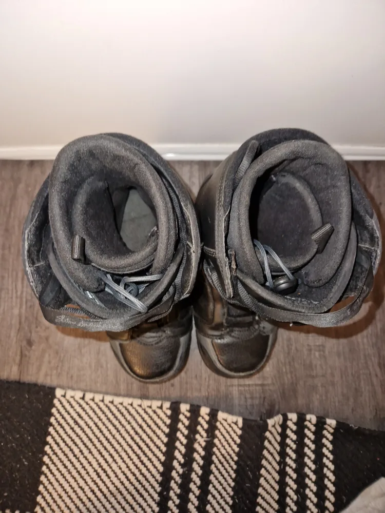 Elan Snowboard Boots | Women's US 7 / 38 EUR image indicator(4)