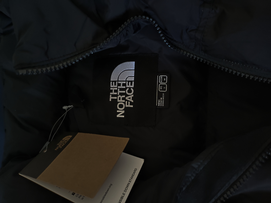 The North Face 700 Fill Power Black Puffer Jacket - photo 4