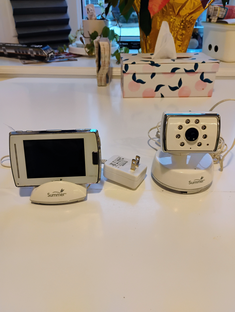 Summer infant baby monitor