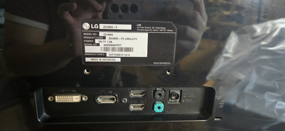 LG Monitor for sale! - photo 3