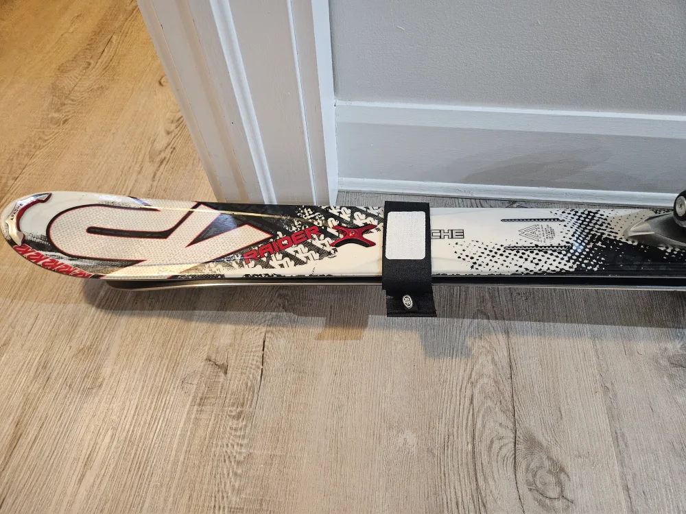 Apache Raider Skis with Sportchek Bindings and Poles image indicator(6)