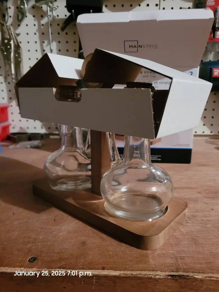 Mainstays Oil and Vinegar Set with Tray image indicator(4)