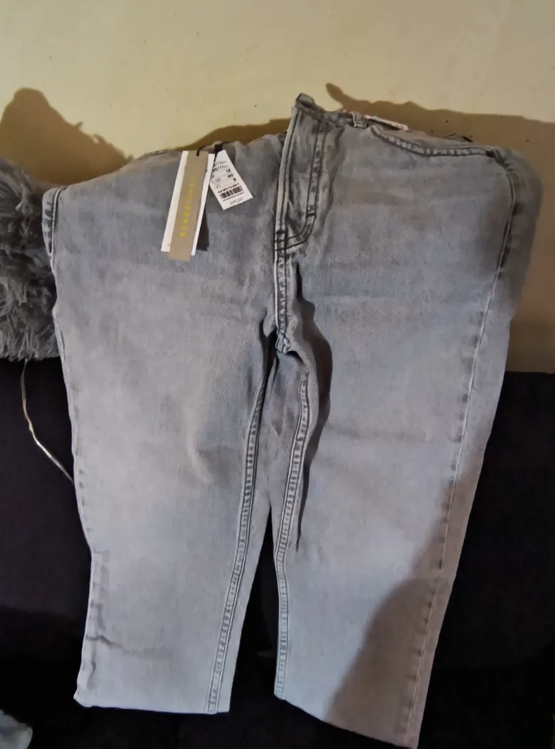 Topshop Editor Rigid Straight Leg Jeans Size 8 image indicator(5)