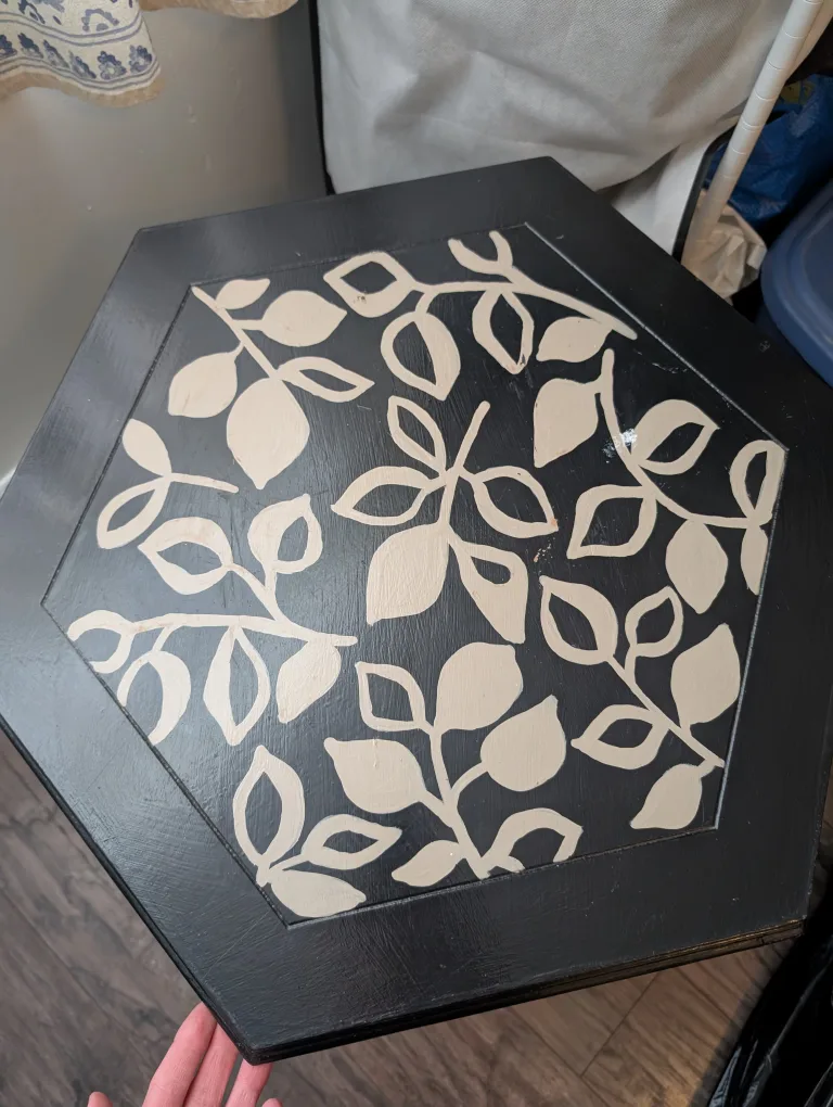 Hexagonal Accent Table with Storage image indicator(2)