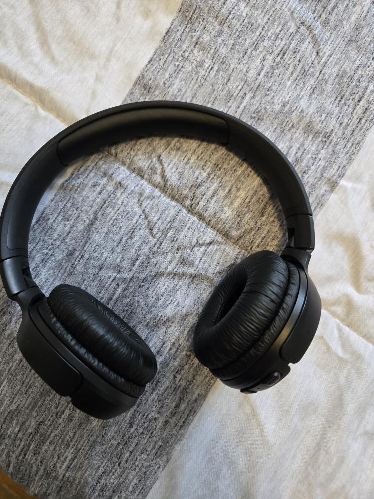 JBL Tune 510BT Wireless On-Ear Headphones - photo 3