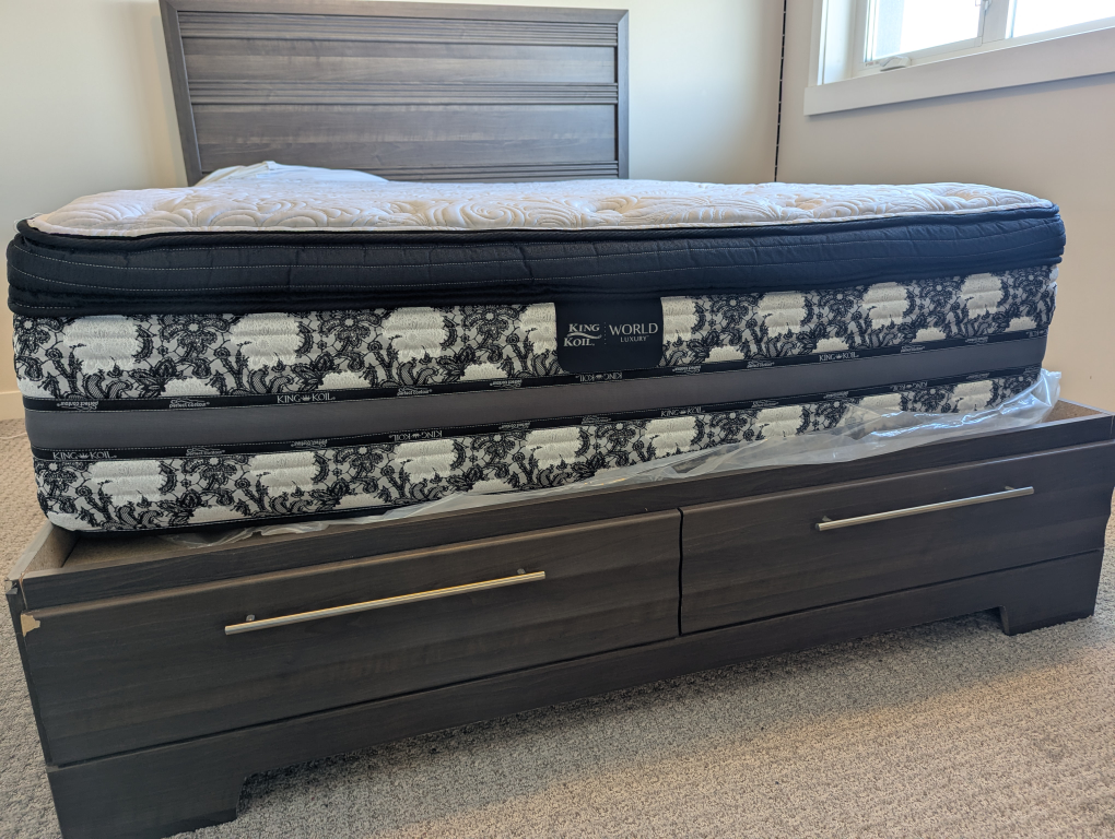King Koil Luxury Mattress for Sale - photo 4