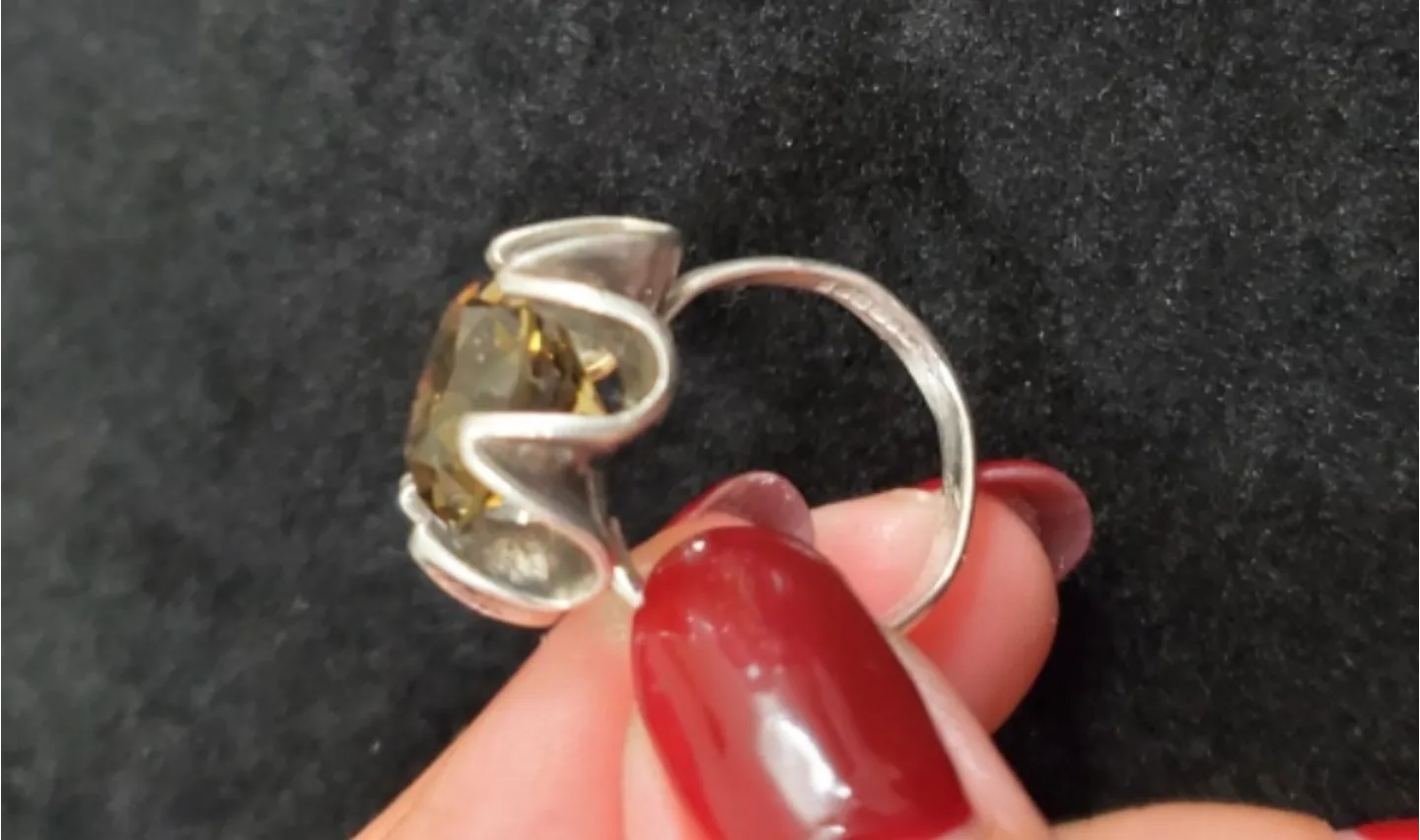 Vtg. Citrine Lemon Quartz Ring image indicator(2)
