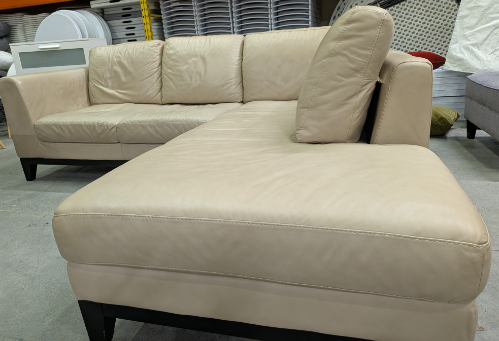 NATUZZI ITALSOFA SECTIONAL COUCH.FREE DELIVERY!!! - photo 2