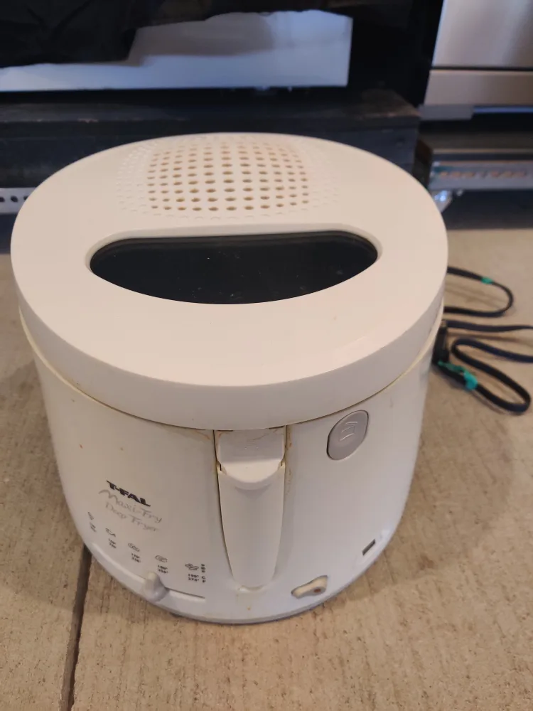 T-Fal Maxi-Fry Deep Fryer image indicator(2)