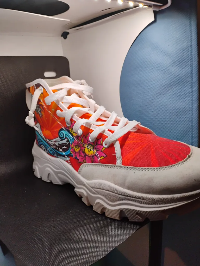 Custom Painted High Top Sneakers image indicator(3)