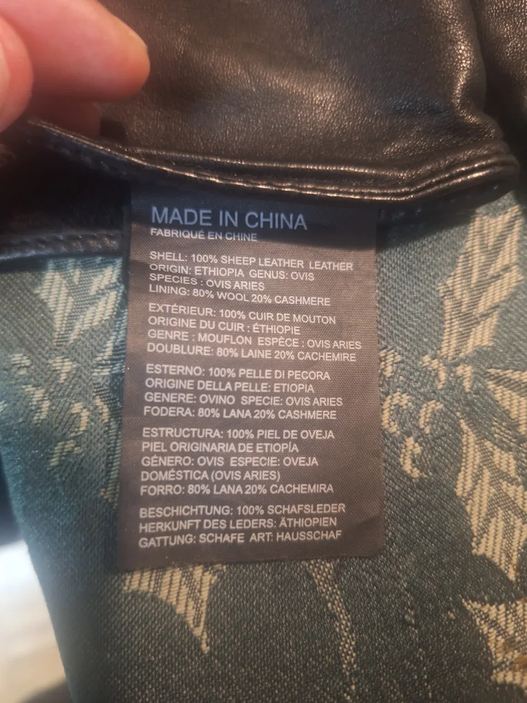 Club Monaco Black Leather Gloves - Size Medium image indicator(2)