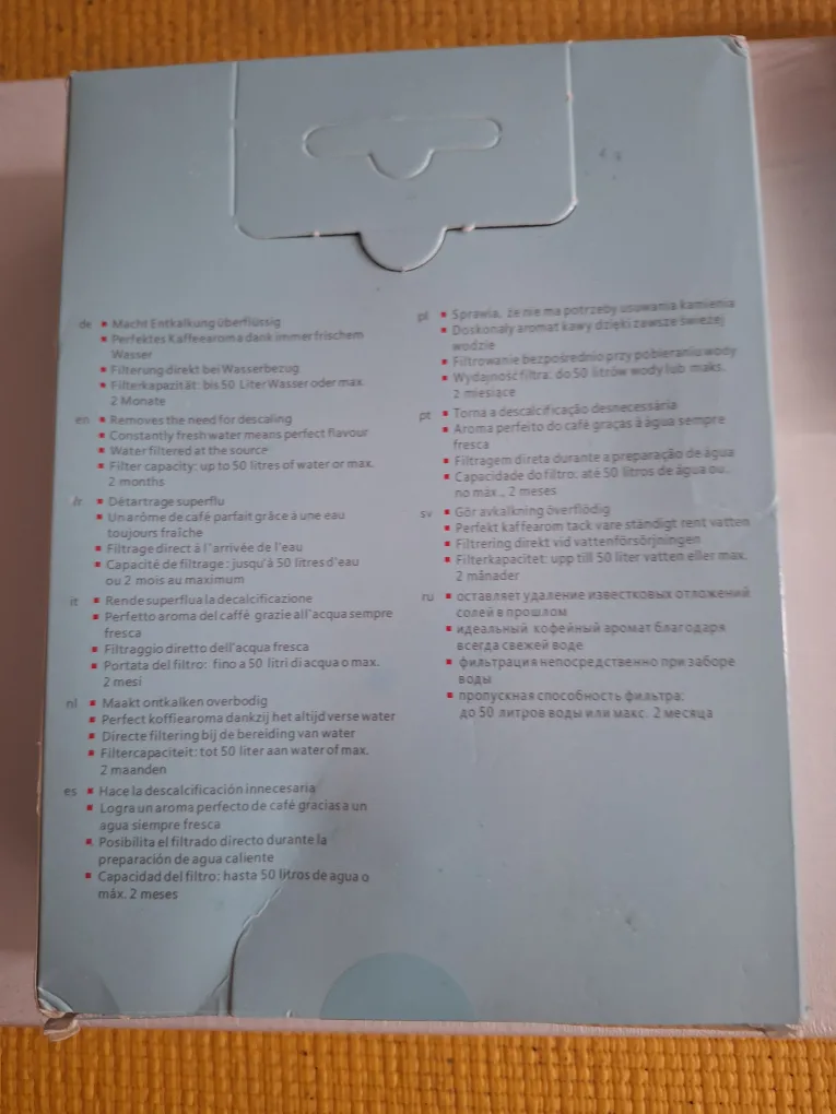 Jura Claris Blue Water Filter 3-Pack + Cleaning Tablets image indicator(2)