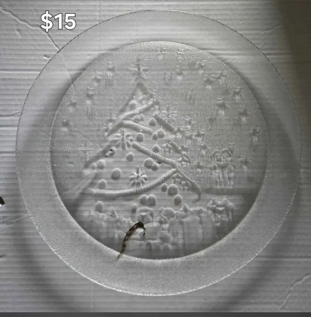 8 Different Christmas Items For Sale (Each) thumbnail