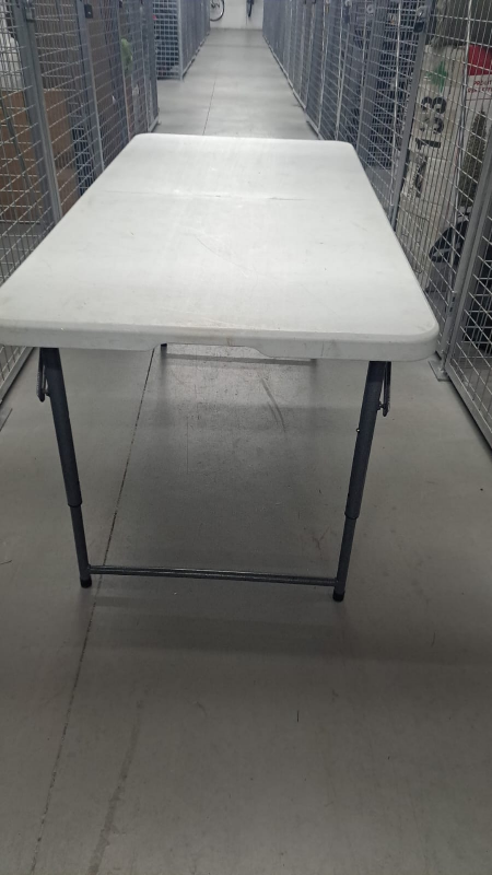 Foldable Plastic Table