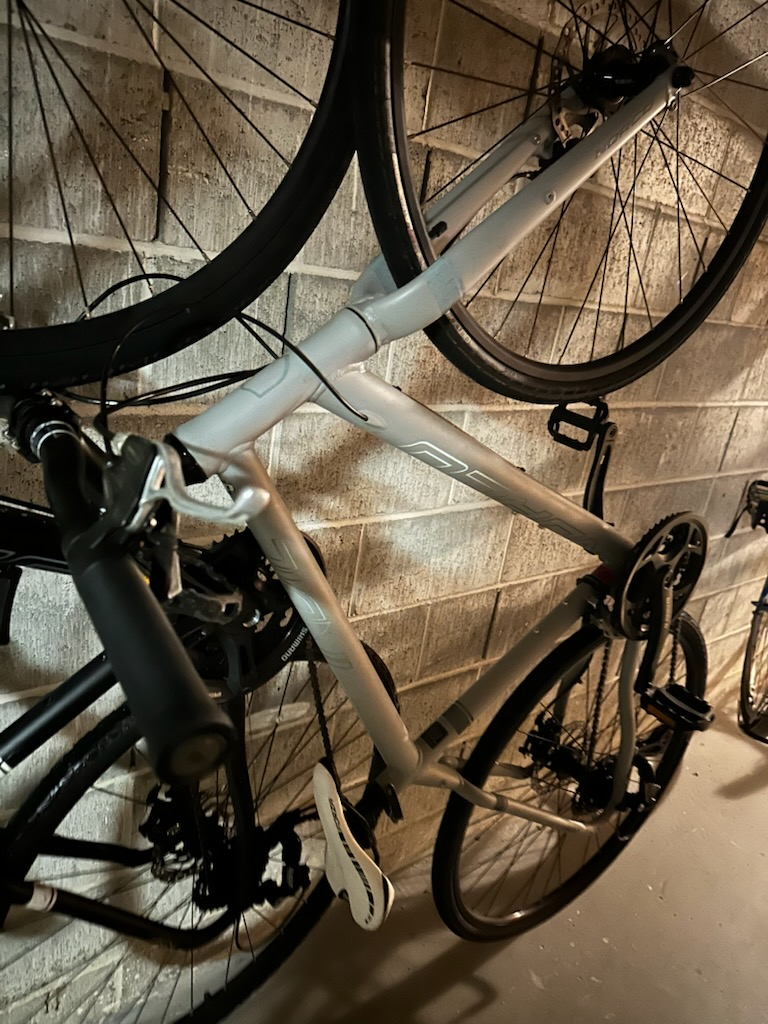 Giant Contend 1 Road Bike
