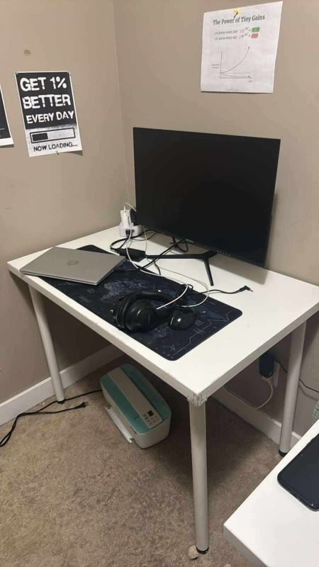 2 Office Tables - photo 4