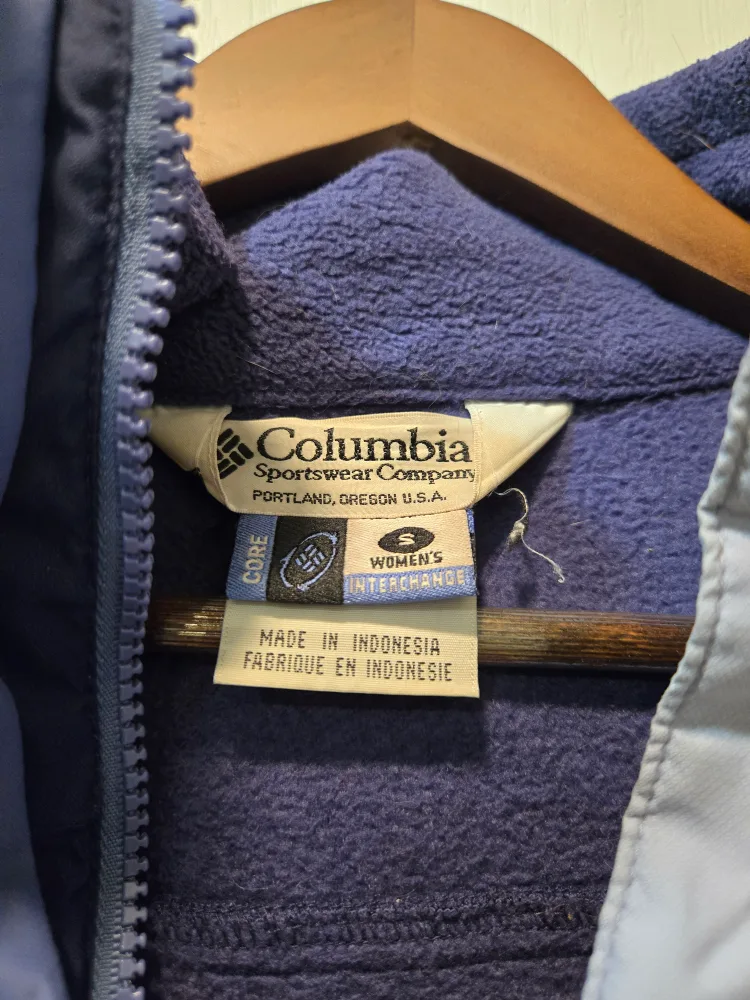 Columbia Women's snow Jacket Size Small image indicator(2)