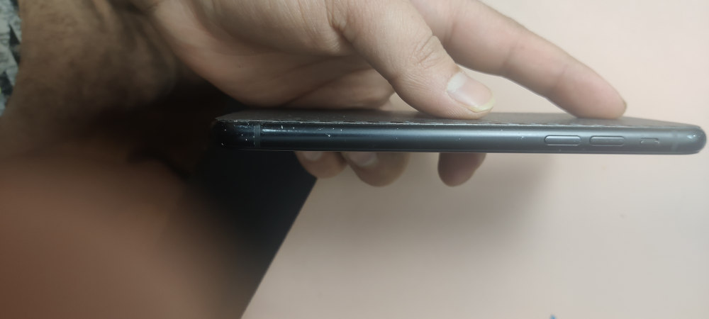 Iphone Xr - photo 4