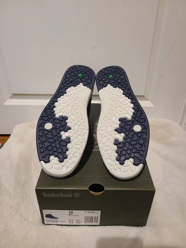 Timberland Davis Square Chukka Boots - Men's Size 10 image indicator(7)