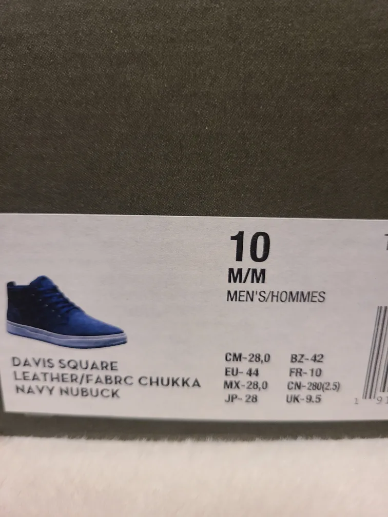 Timberland Davis Square Chukka Boots - Men's Size 10 image indicator(9)