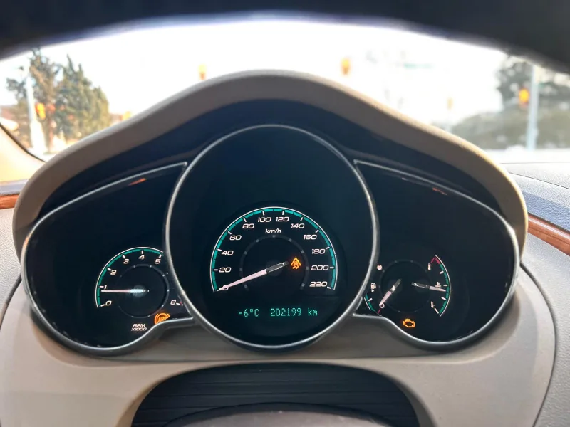 2009 Chevrolet Malibu LT image indicator(10)