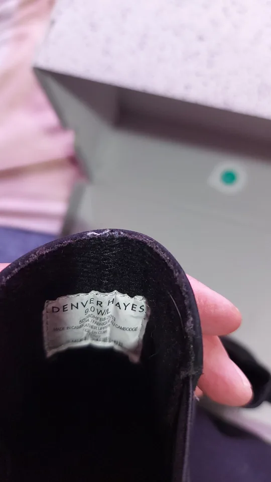 WOMEN'S BLACK BOOTS image indicator(4)