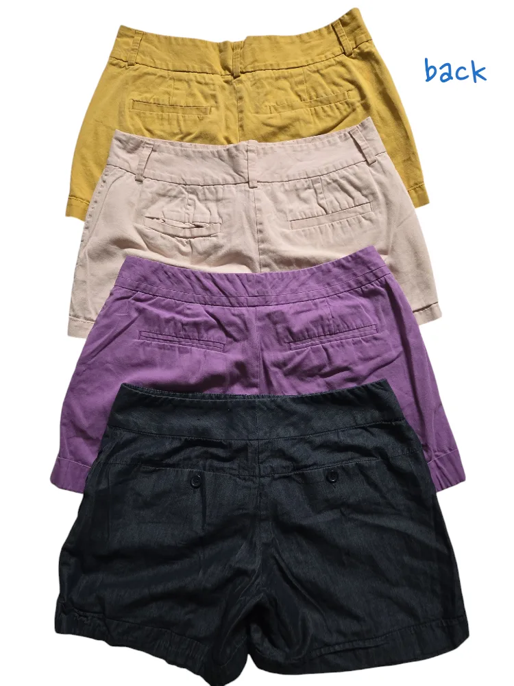 Four pairs of women's shorts bundle image indicator(3)