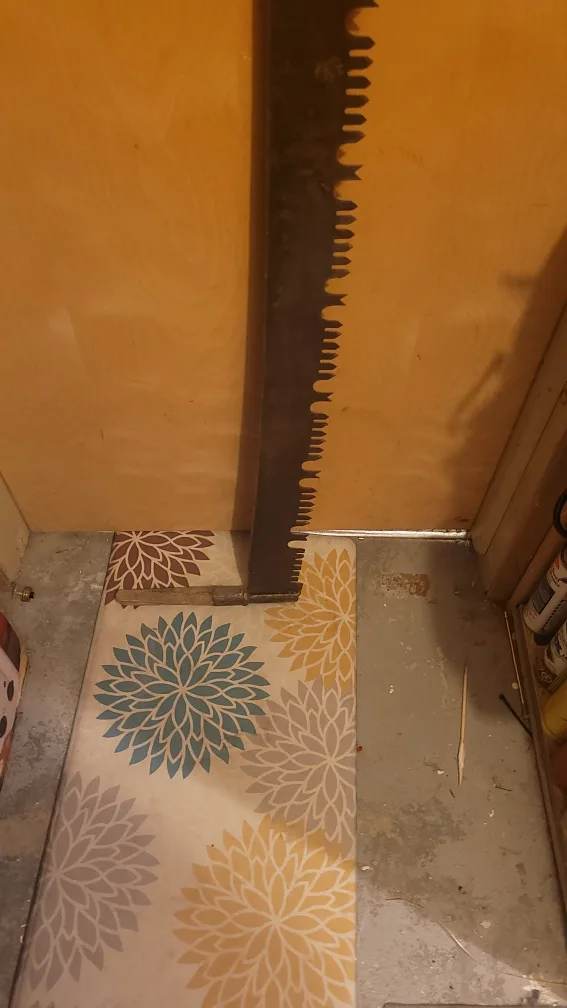 Antique Crosscut Saw image indicator(3)