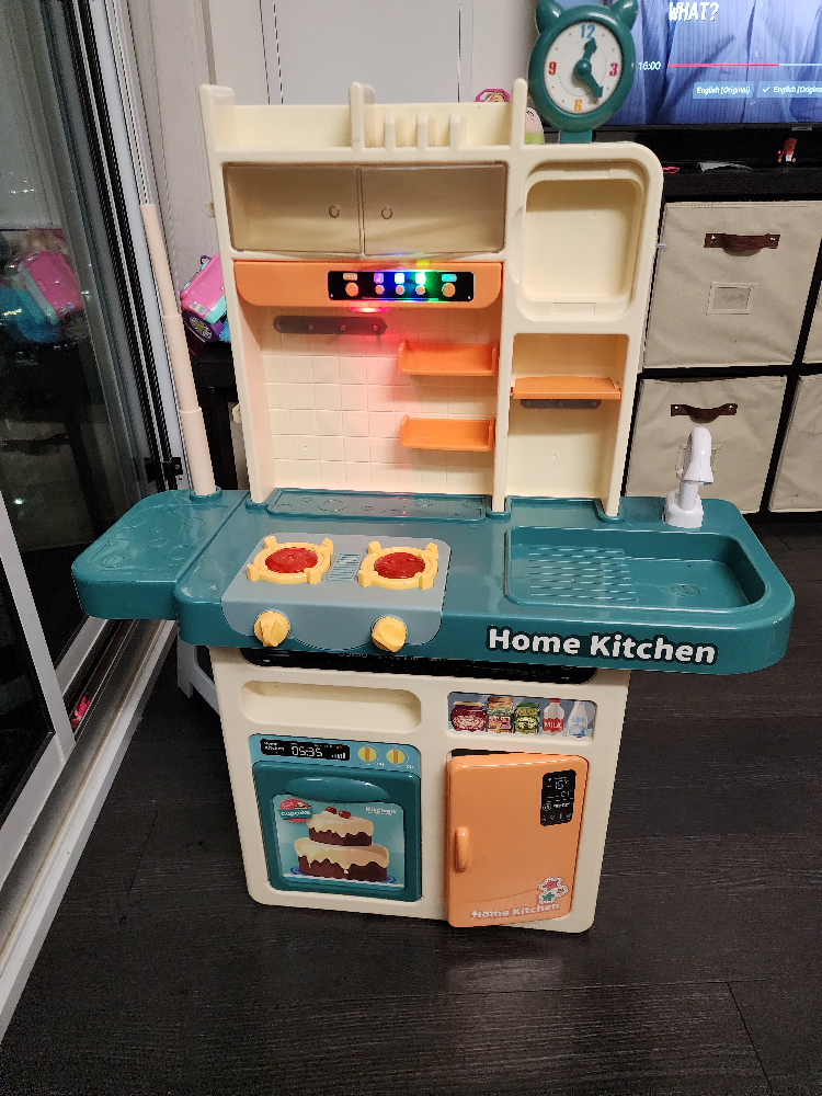 Kids kitchen play setup