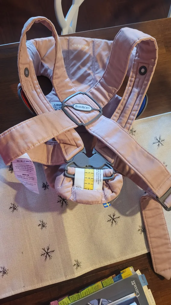 BabyBjorn Baby Carrier Mini - Dusty Rose image indicator(2)
