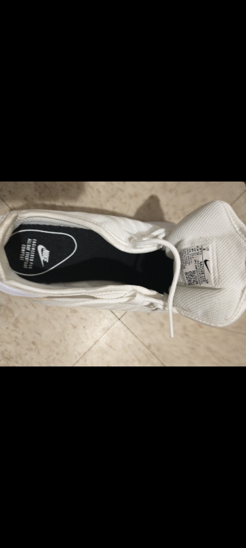 Nike Air Max Axis Women's Running Shoes - Size 7.5 - photo 4