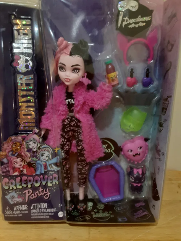 Monster High Draculaura  Doll Sleepover Creepover Party image indicator(3)