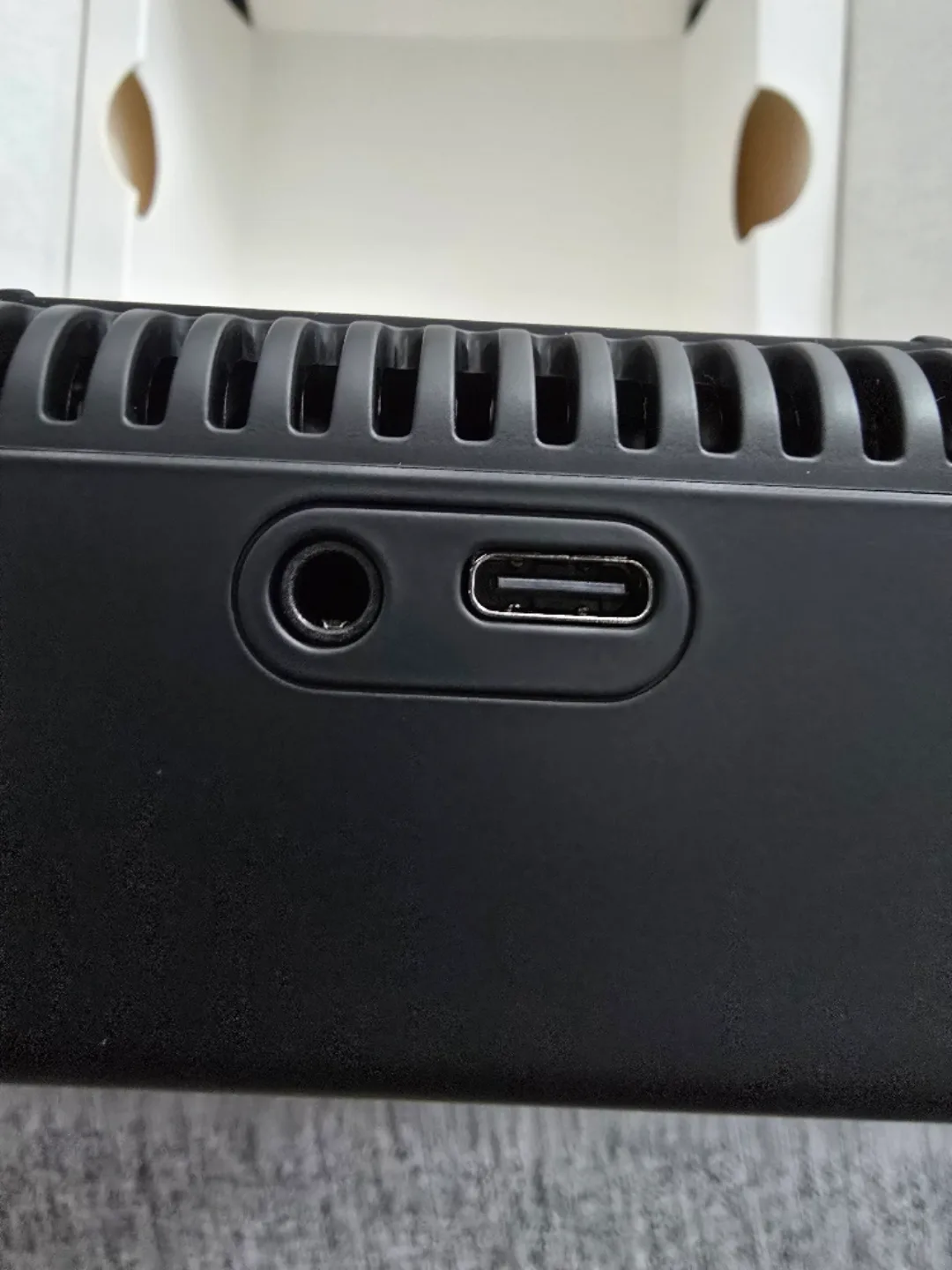 Emeet OfficeCore M0 USB Speakerphone - Brand New image indicator(4)