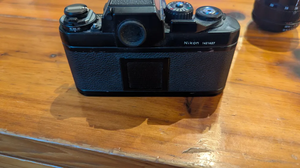 Nikon F301 Film Camera with 2 Lenses image indicator(2)