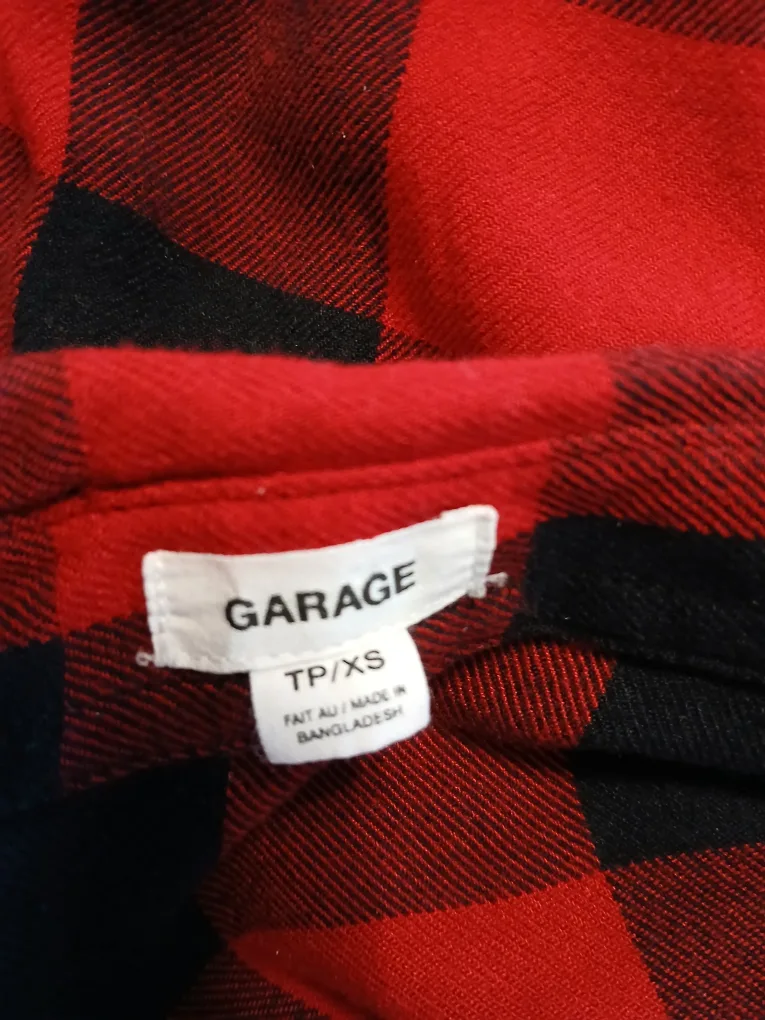 4 pc Women's bundle. 3 Cardigans &1 Flannel Top. All $10 FIRM. image indicator(7)