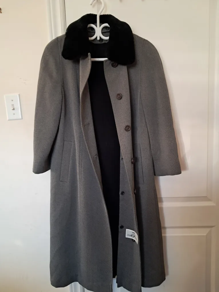 Laura Petites Grey Coat Size 6 image indicator(3)