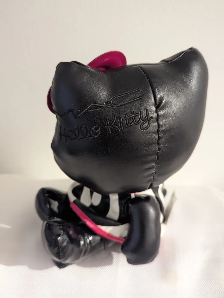 NEW MAC Cosmetics Hello Kitty Plush Toy 2008 limited edition image indicator(2)