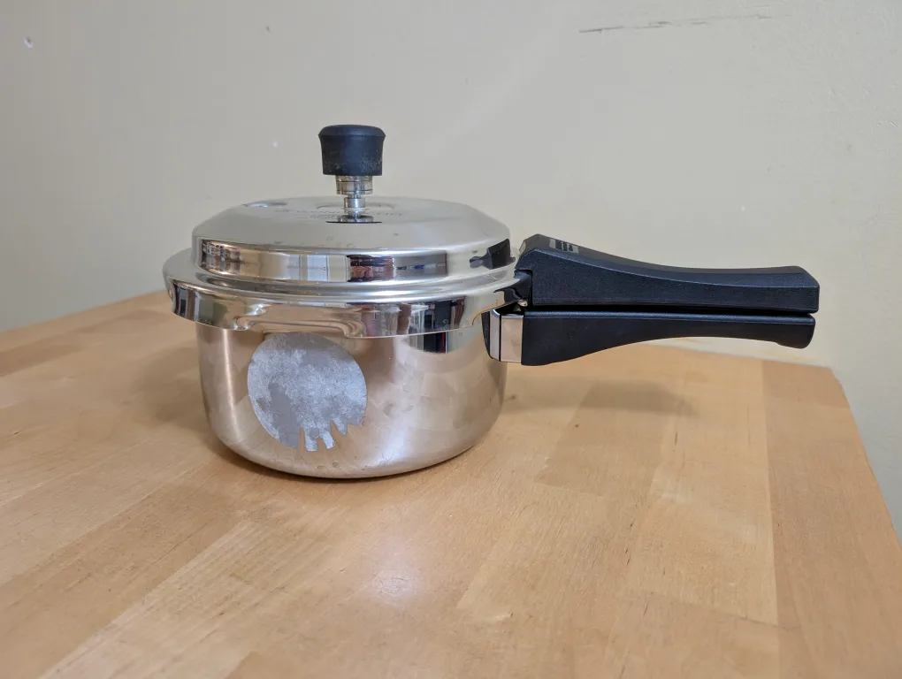 ‼️LAST CALL‼️ HIGH QUALITY PRESSURE COOKER - Nigella Tri-Ply 3L image indicator(4)