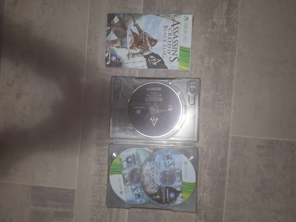 Assassin's Creed IV Black Flag Limited Edition Xbox 360 image indicator(2)