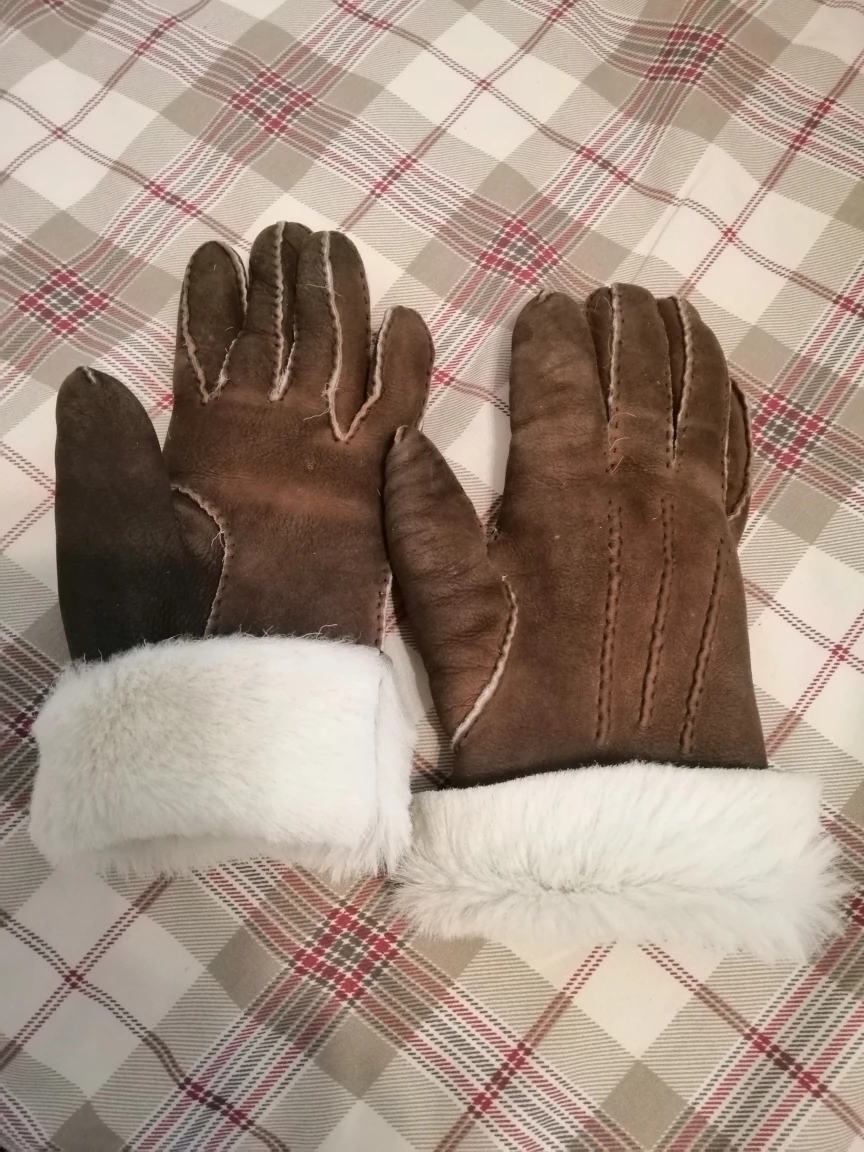 Brown Leather Gloves with Fur Cuffs