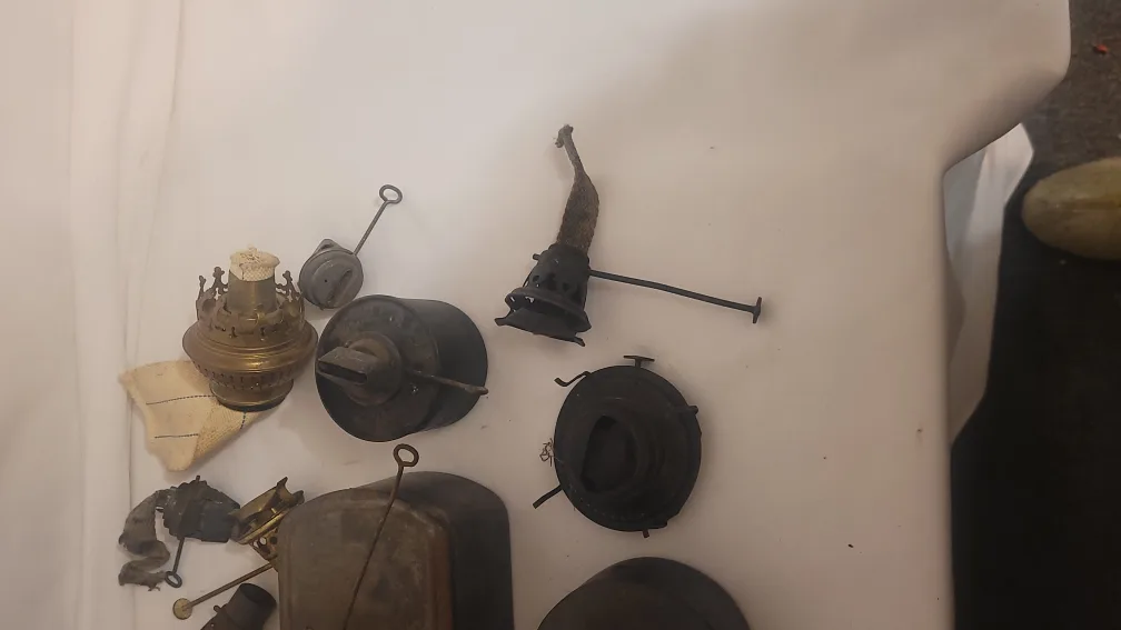 Antique Oil Lamp Parts Lot - Vintage Collectibles image indicator(4)