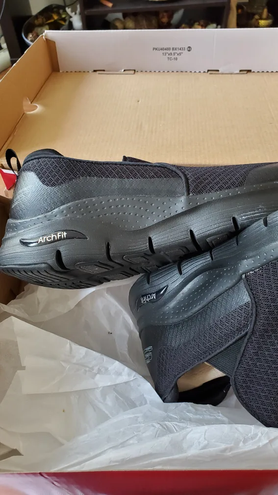 Skechers Arch Fit Air-Cooled Slip-On Shoes image indicator(2)