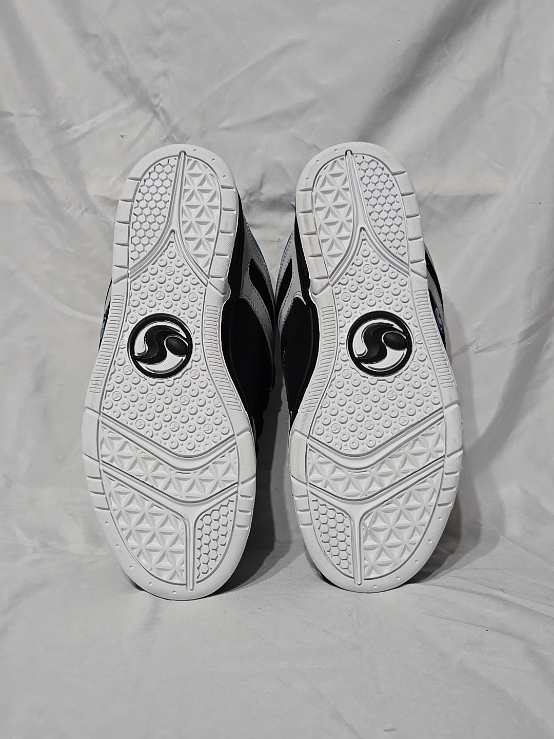 Men's DVS Gambol Skate Shoes - Size 8 - photo 4